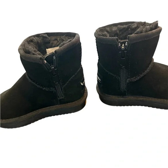 NWOT Koolaburra Toddler Black Short Suede winter Ugg Boots w faux fur lining 5 - Picture 4 of 9